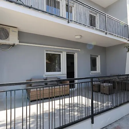 2221 Apartman Medulin