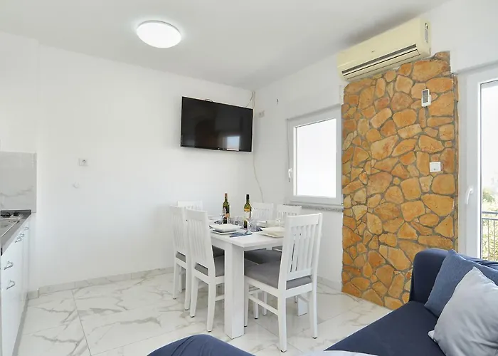 2221 Apartman Medulin