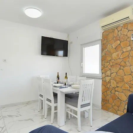 2221 Apartment Medulin